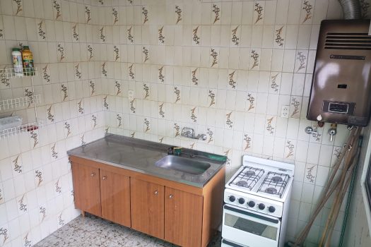 Casa Av. Córdoba y Gnecco 4 dorm. 2 baños