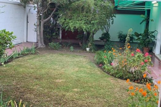 Casa Av. Córdoba y Gnecco 4 dorm. 2 baños