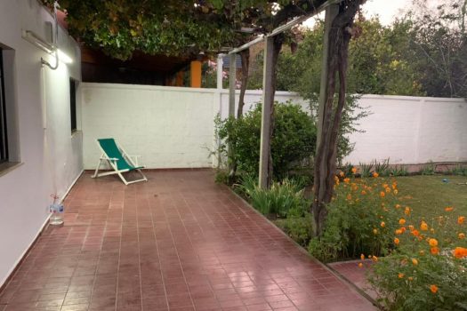 Casa Av. Córdoba y Gnecco 4 dorm. 2 baños