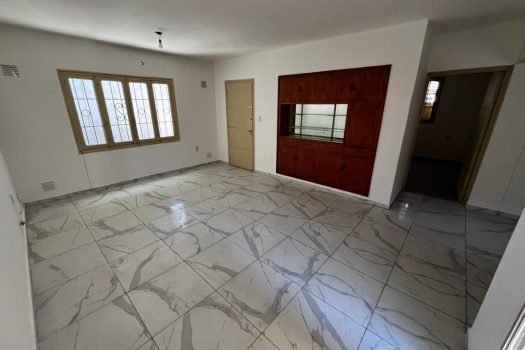 Capital, casa 4 dormitorios 2 baños