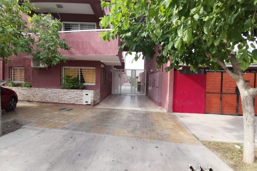 Sobre Agustín Gómez, 1 dormitorio con cochera