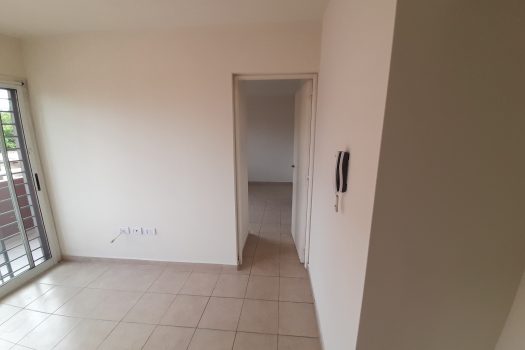 Sobre Agustín Gómez, 1 dormitorio con cochera