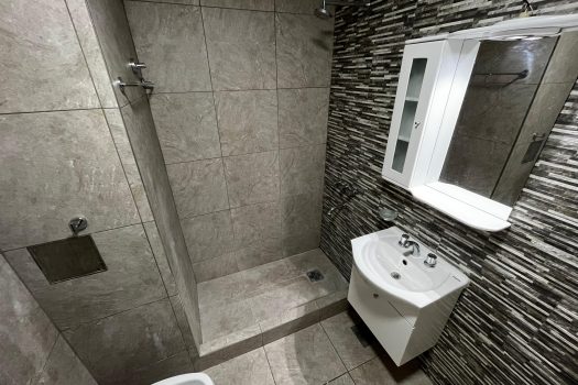 Ccio. M. Auxiliadora, 1 dorm. A/A, cochera