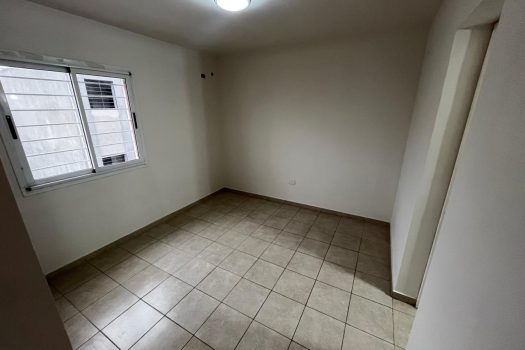 Sobre Agustín Gómez, 1 dormitorio con cochera