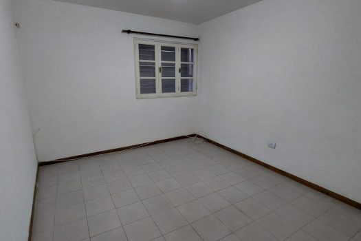 Capital, Dpto. 2 dormitorios con doble cochera.