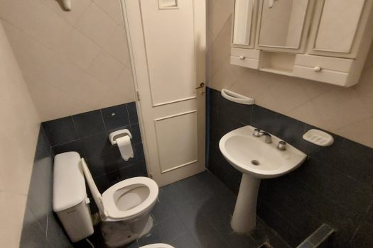 Capital, Dpto. 2 dormitorios con doble cochera.