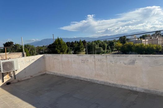 Trinidad, dpto. 2 dorm. con cochera