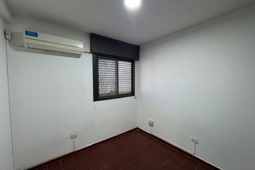 Trinidad, dpto. 2 dorm. con cochera