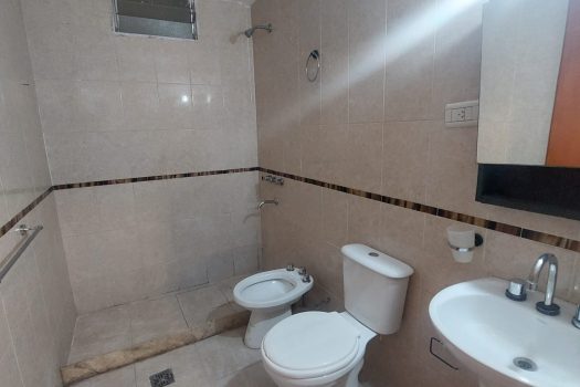 Rivadavia, Dpto. 1 dormitorio con espacio vehicular