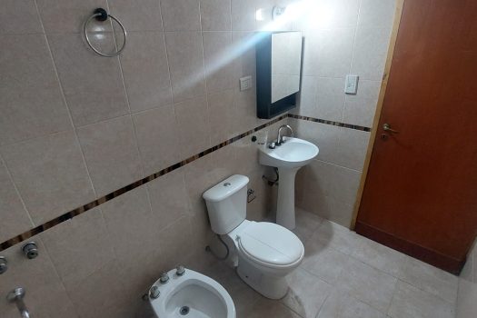 Rivadavia, Dpto. 1 dormitorio con espacio vehicular