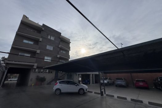 9 de Julio y Conector, 1 dormitorio y cochera