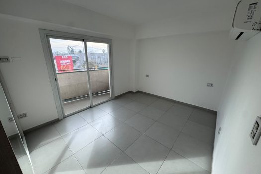 9 de Julio y Conector, 1 dormitorio y cochera