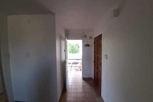 Capital, dpto 2 dorm. con cochera.