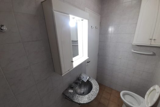 Capital, dpto 2 dorm. con cochera.