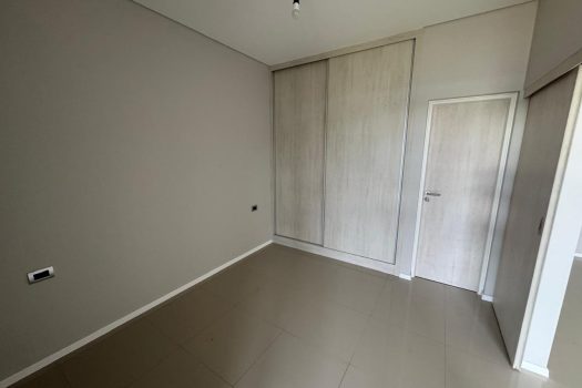 Santa Lucia, dpto 1 dorm. con cochera y amenities.