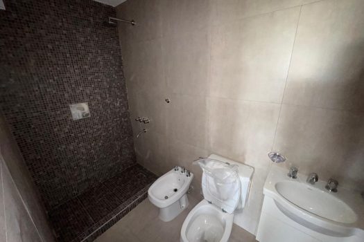 Santa Lucia, dpto 1 dorm. con cochera y amenities.